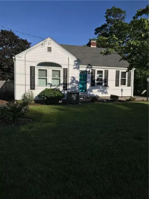 196 Palace Ave, Warwick, RI 02886 photo 1