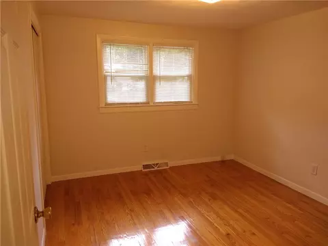 446 Buttonwoods Ave, Warwick, RI 02886 photo 19