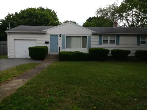 446 Buttonwoods Ave, Warwick, RI 02886 photo 1