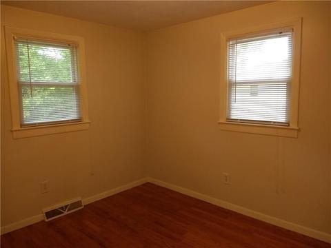 446 Buttonwoods Ave, Warwick, RI 02886 photo 24