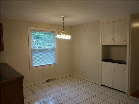 446 Buttonwoods Ave, Warwick, RI 02886 photo 11