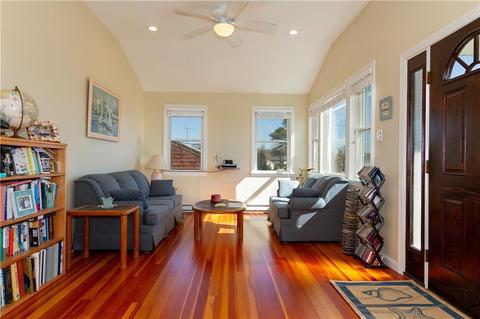 8 Rabbit Run, Westerly, RI 02891 photo 3