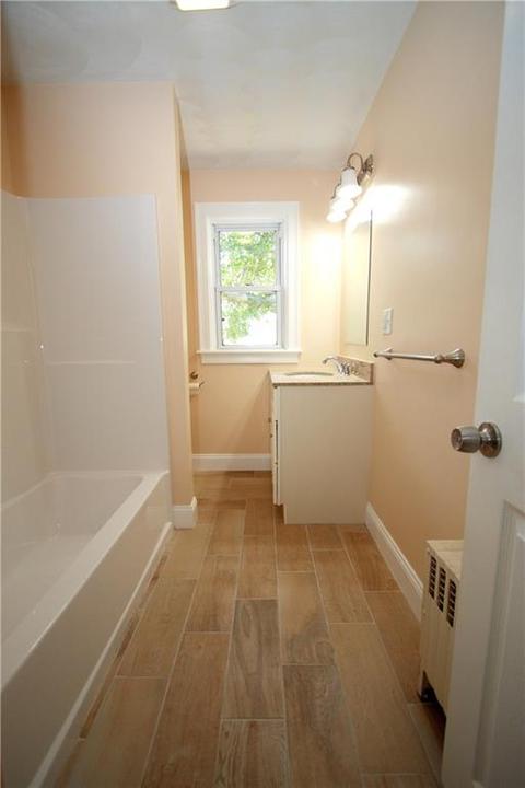 60 Glendale Ave, Warwick, RI 02889 photo 13