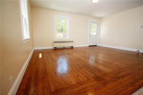 60 Glendale Ave, Warwick, RI 02889 photo 10