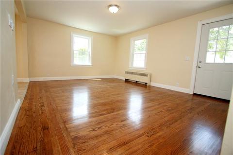 60 Glendale Ave, Warwick, RI 02889 photo 11