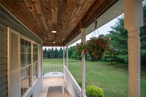 47 Whipple Rd, Glocester, RI 02814 photo 4