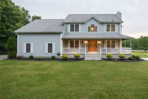 47 Whipple Rd, Glocester, RI 02814 photo 1