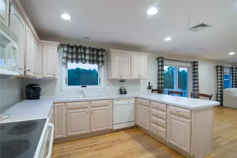 47 Whipple Rd, Glocester, RI 02814 photo 21