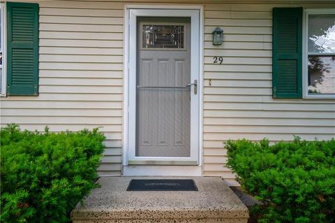 29 Miner St, Westerly, RI 02891 photo 3