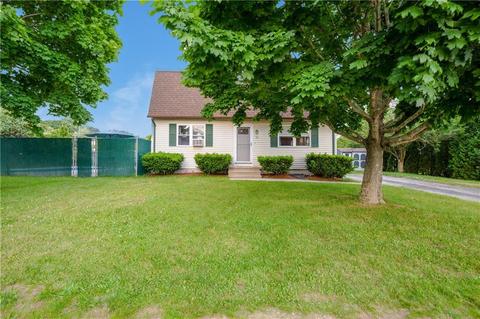 29 Miner St, Westerly, RI 02891 photo 2