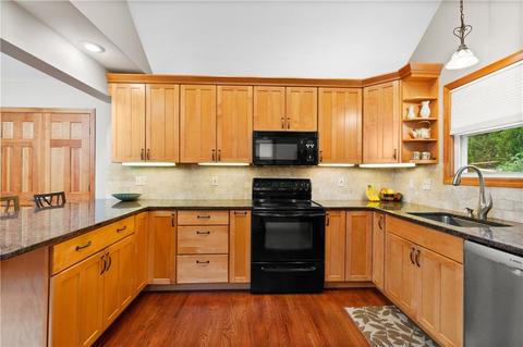29 Miner St, Westerly, RI 02891 photo 14