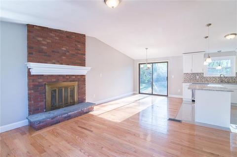 45 Sturbridge Dr, Warwick, RI 02886 photo 24