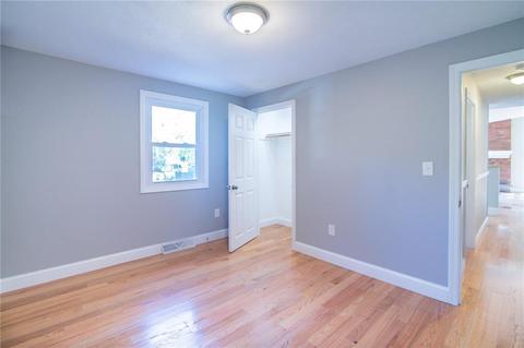45 Sturbridge Dr, Warwick, RI 02886 photo 6