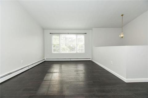 106 Blade St, Warwick, RI 02886 photo 8