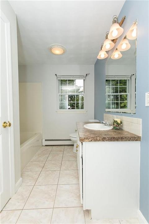 106 Blade St, Warwick, RI 02886 photo 11