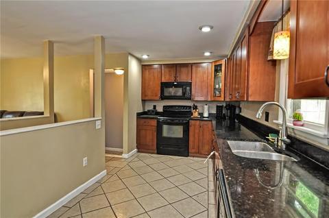 14 Drift Rd, Warwick, RI 02889 photo 9