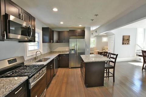 54 Collins Ave, Woonsocket, RI 02895 photo 14