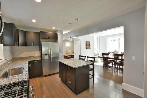 54 Collins Ave, Woonsocket, RI 02895 photo 15