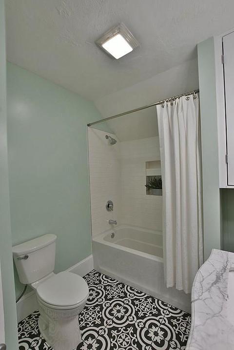 54 Collins Ave, Woonsocket, RI 02895 photo 20