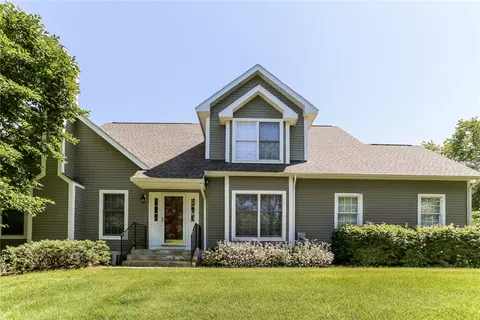 1 Sequoia Ct, Bristol, RI 02809 photo 2