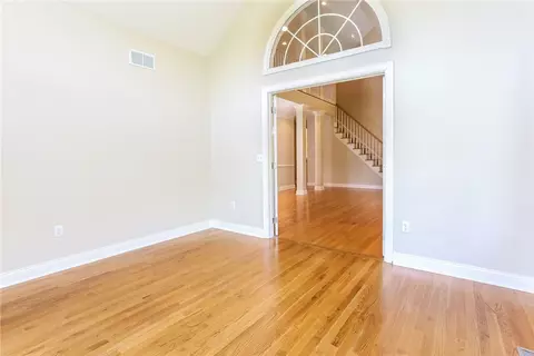 1 Sequoia Ct, Bristol, RI 02809 photo 11