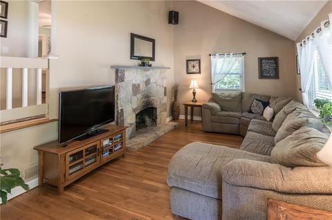 21 Lloyd Dr, Coventry, RI 02816 photo 4