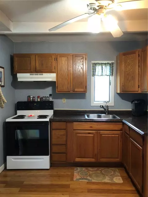 32 Cove Rd, Westerly, RI 02891 photo 6