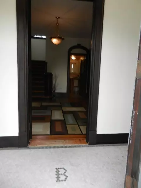115 Wood Ave, Woonsocket, RI 02895 photo 9