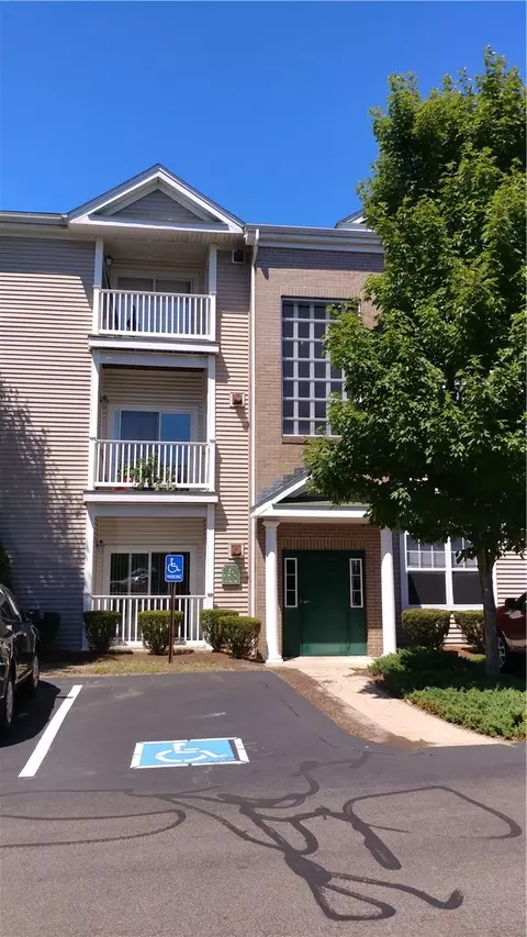 120 Mill St #302, Woonsocket, RI 02895 photo 1