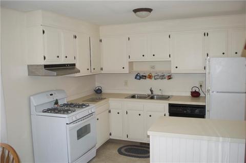 75 Pilgrim Ave, Coventry, RI 02816 photo 5