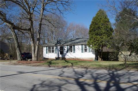 75 Pilgrim Ave, Coventry, RI 02816 photo 2