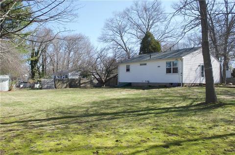 75 Pilgrim Ave, Coventry, RI 02816 photo 17