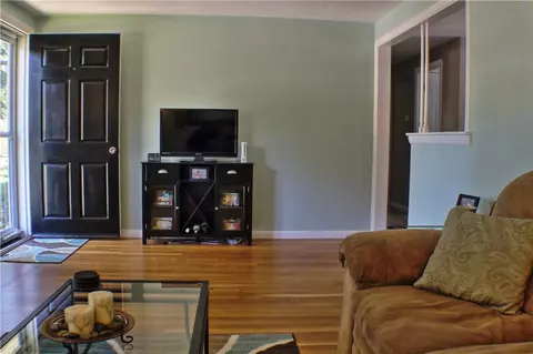 58 Anchorage Rd, Warwick, RI 02889 photo 11