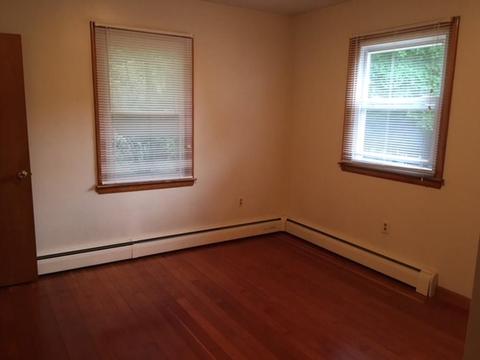 11 Laurel Ave, Westerly, RI 02891 photo 5