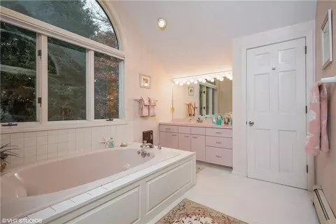 19 Shore Rd, Westerly, RI 02891 photo 16