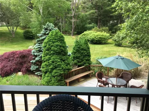 19 Shore Rd, Westerly, RI 02891 photo 5