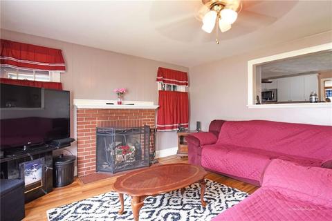 24 Cavalcade Blvd, Warwick, RI 02889 photo 10