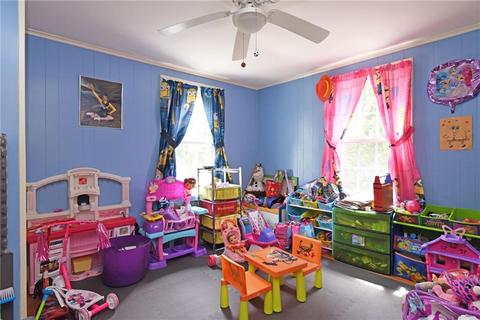 24 Cavalcade Blvd, Warwick, RI 02889 photo 16