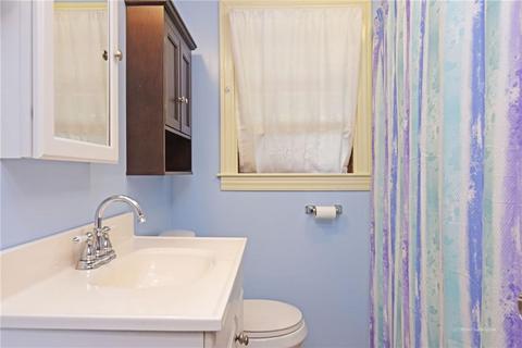 24 Cavalcade Blvd, Warwick, RI 02889 photo 15