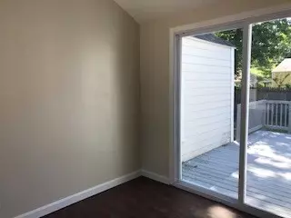 29 Pinegrove Ave, Warwick, RI 02889 photo 5