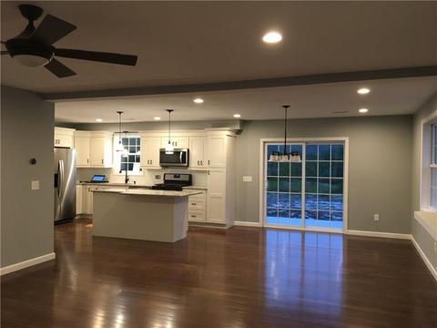 191 Danielle Dr, Woonsocket, RI 02895 photo 3