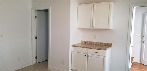 673 3rd Ave, Woonsocket, RI 02895 photo 5