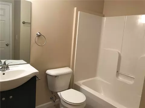86 Danielle Dr, Woonsocket, RI 02895 photo 13