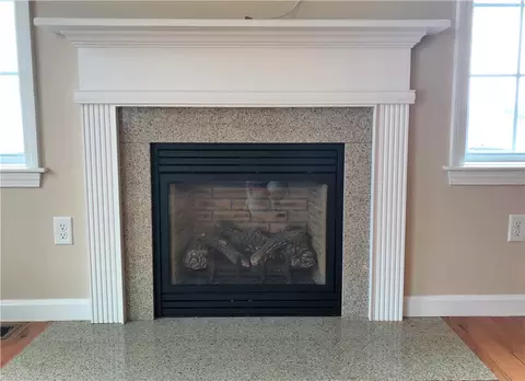 86 Danielle Dr, Woonsocket, RI 02895 photo 7