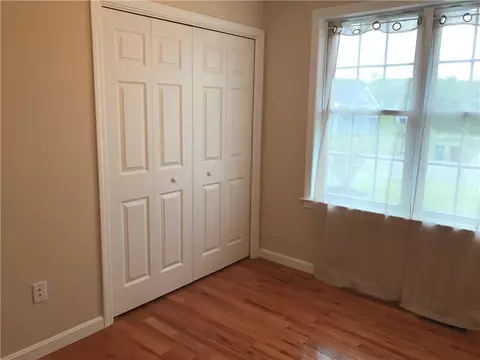 86 Danielle Dr, Woonsocket, RI 02895 photo 9