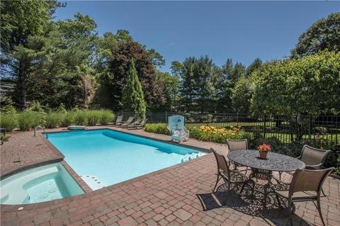 187 Shadow Brook Dr, Warwick, RI 02886 photo 32