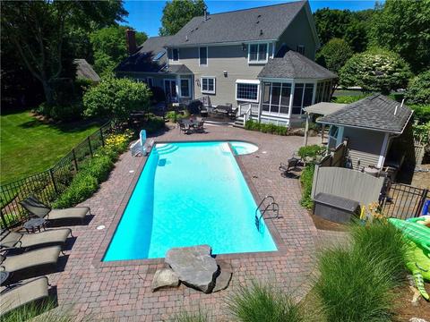 187 Shadow Brook Dr, Warwick, RI 02886 photo 3