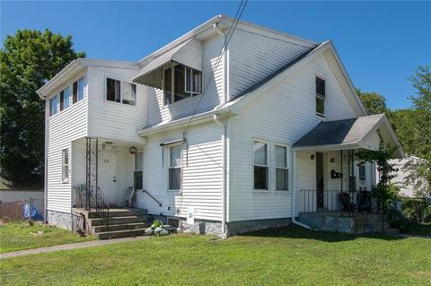 279 Morin St, Woonsocket, RI 02895 photo 2