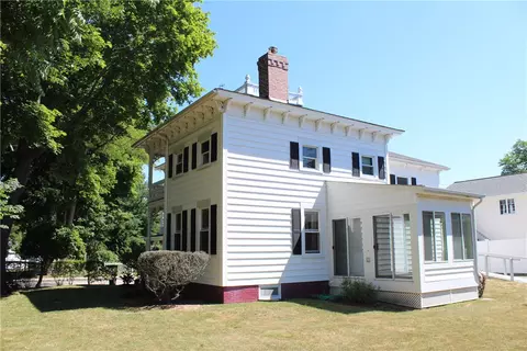 1 Cherry St, Warren, RI 02885 photo 7