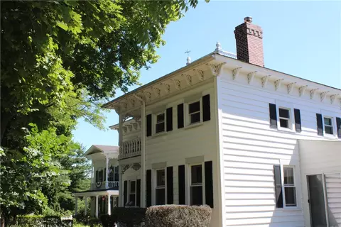1 Cherry St, Warren, RI 02885 photo 6